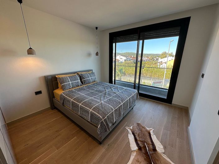 Image No.9-4 Bed House/Villa for sale