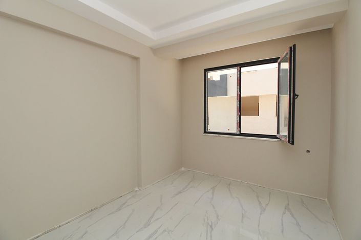 Image No.10-2 Bed Apartment for sale