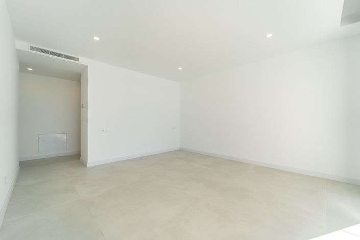 Image No.22-5 Bed House/Villa for sale