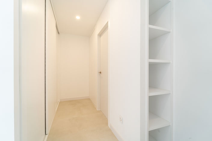 Image No.30-5 Bed House/Villa for sale