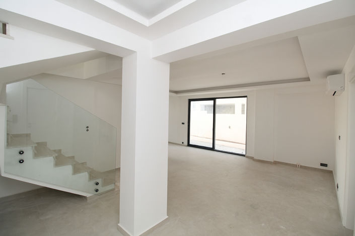 Image No.5-5 Bed House/Villa for sale