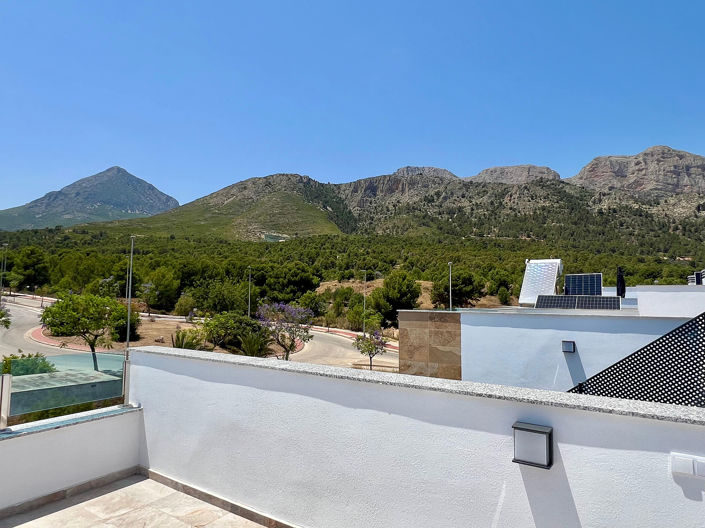 Image No.9-3 Bed House/Villa for sale