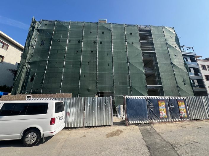 Image No.4-8 Bed Apartment for sale