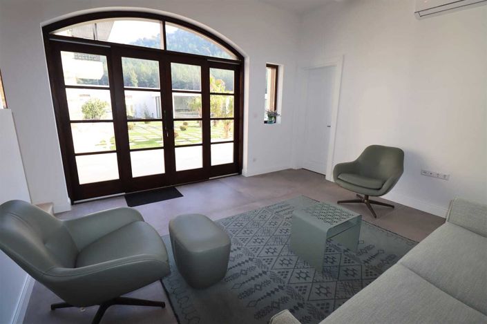 Image No.40-9 Bed House/Villa for sale