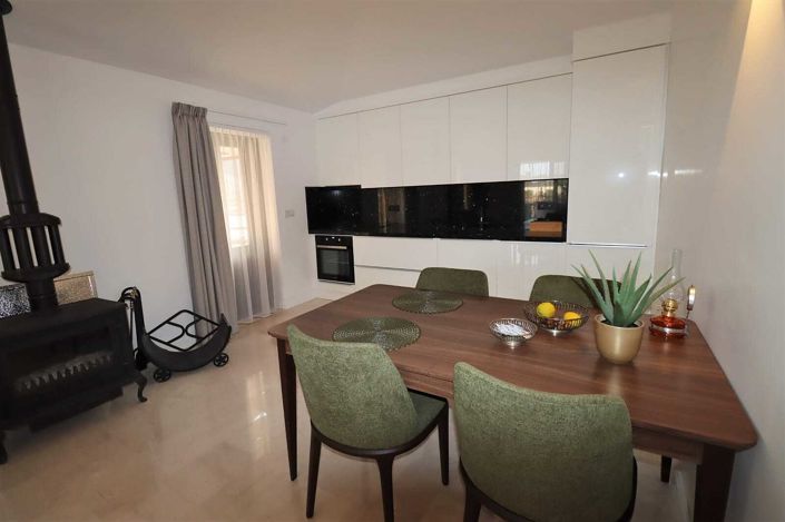 Image No.60-9 Bed House/Villa for sale