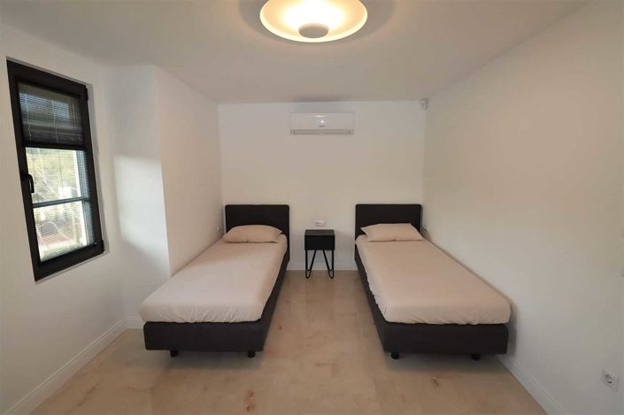 Image No.74-9 Bed House/Villa for sale