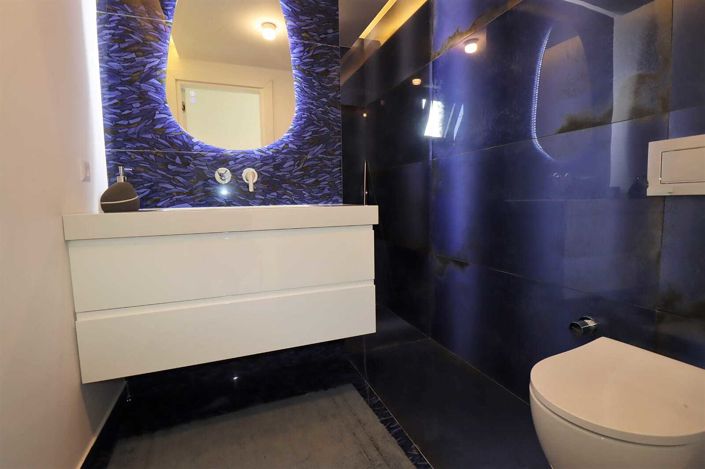 Image No.98-9 Bed House/Villa for sale