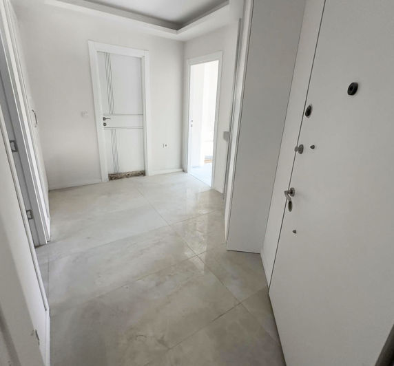 Image No.14-3 Bed Apartment for sale