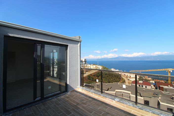 Image No.37-5 Bed Apartment for sale