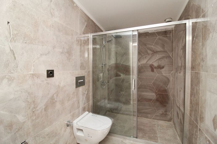 Image No.48-5 Bed Apartment for sale