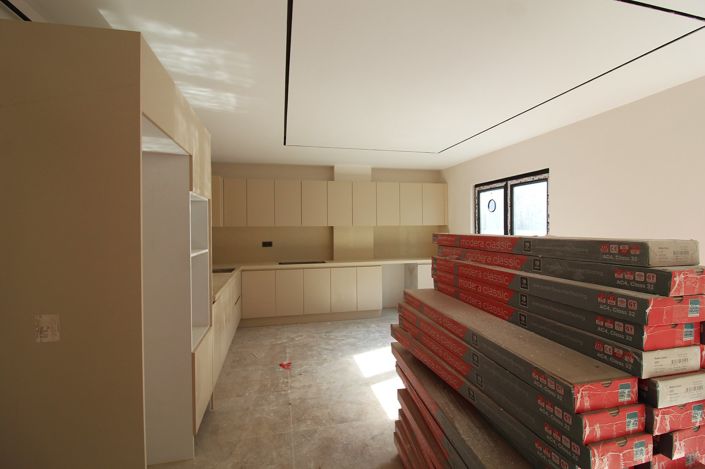 Image No.49-5 Bed Apartment for sale