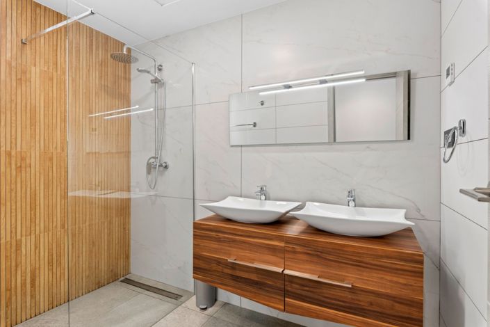 Image No.14-3 Bed Villa for sale