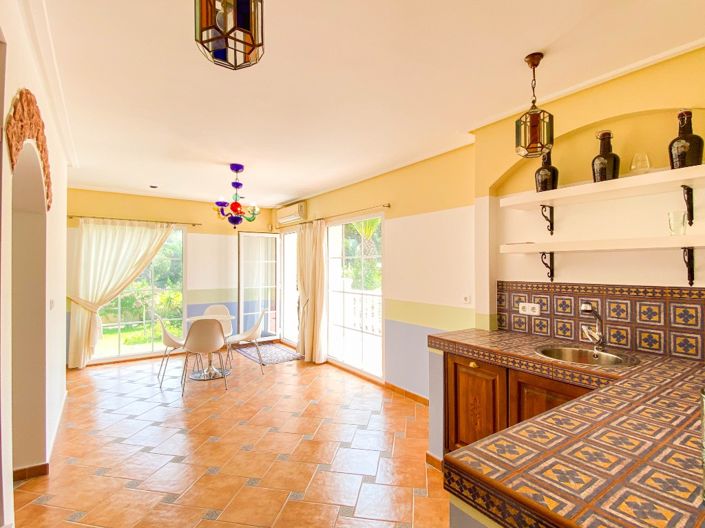 Image No.40-7 Bed Villa for sale