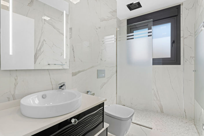 Image No.21-5 Bed Villa for sale