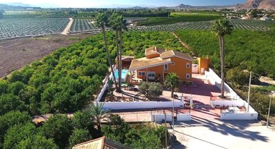 5 Bed Country House for sale