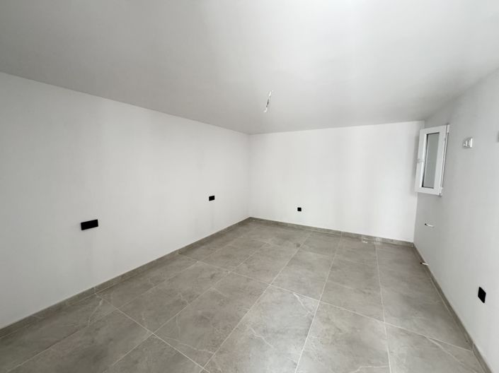 Image No.20-4 Bed Villa for sale