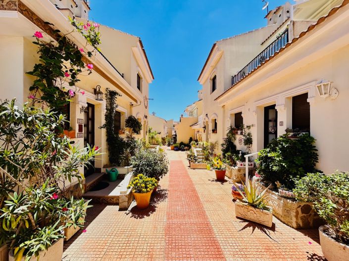 Image No.17-2 Bed Apartment for sale