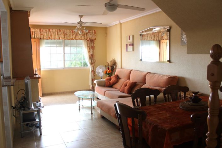 Image No.6-3 Bed Townhouse for sale