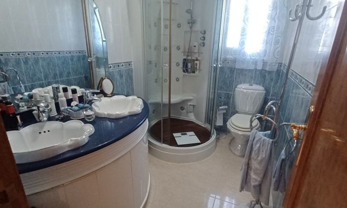 Image No.23-3 Bed Villa for sale