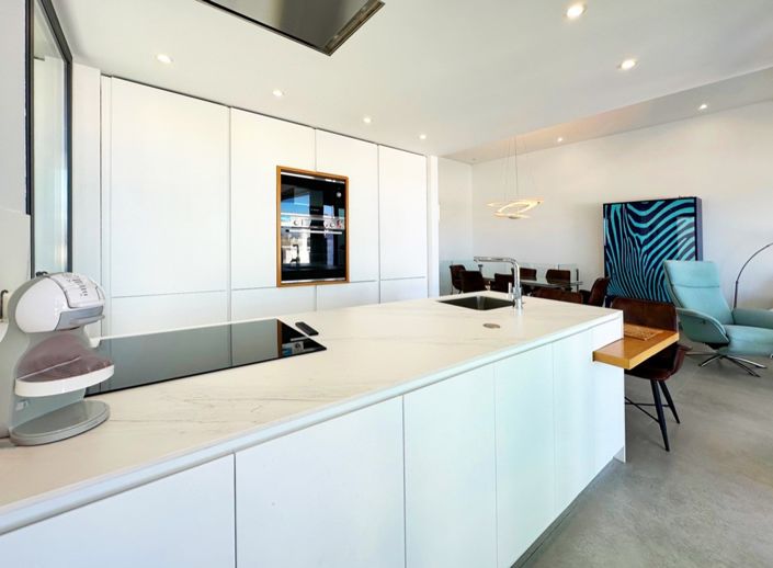 Image No.24-3 Bed Villa for sale