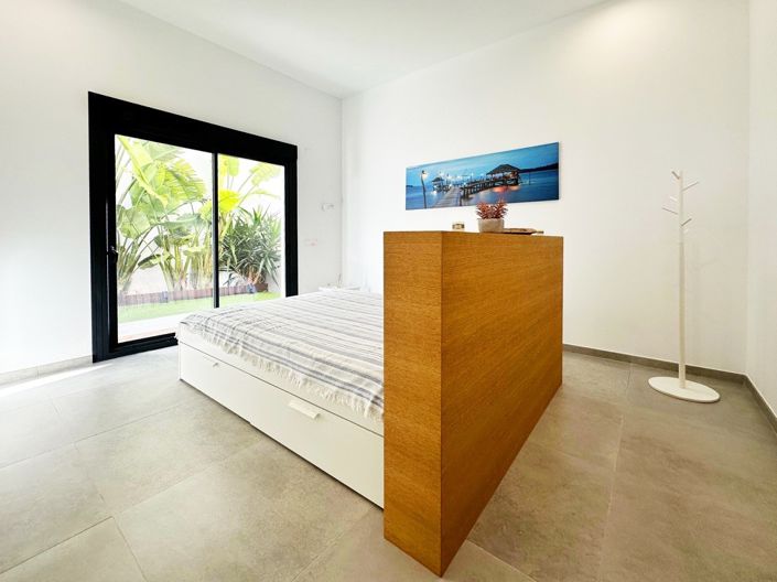 Image No.48-3 Bed Villa for sale