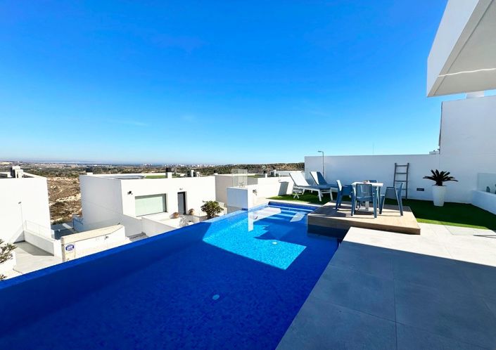 Image No.5-3 Bed Villa for sale