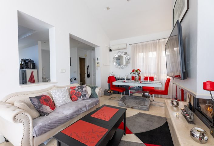 Image No.9-4 Bed Villa for sale