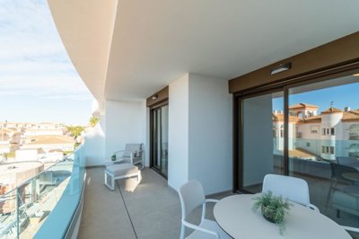 2 Bed Apartment for sale