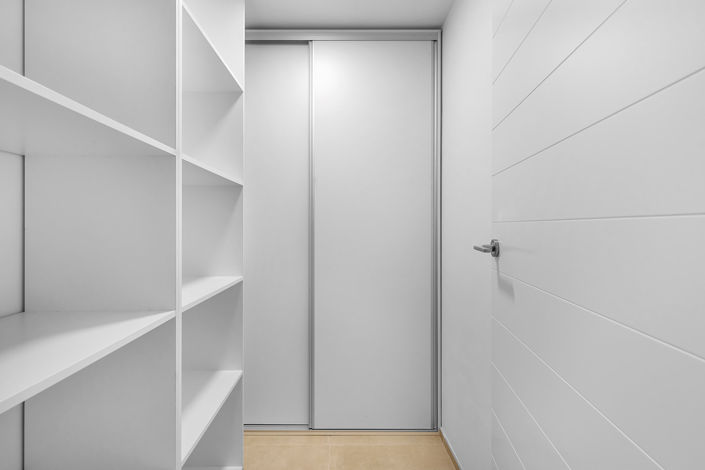 Image No.49-5 Bed Villa for sale