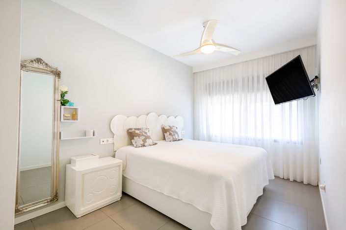 Image No.15-4 Bed Apartment for sale