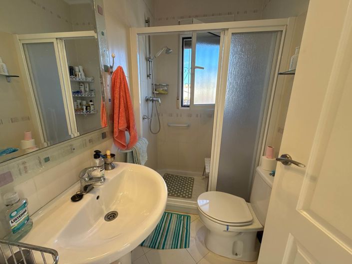 Image No.20-3 Bed Villa for sale