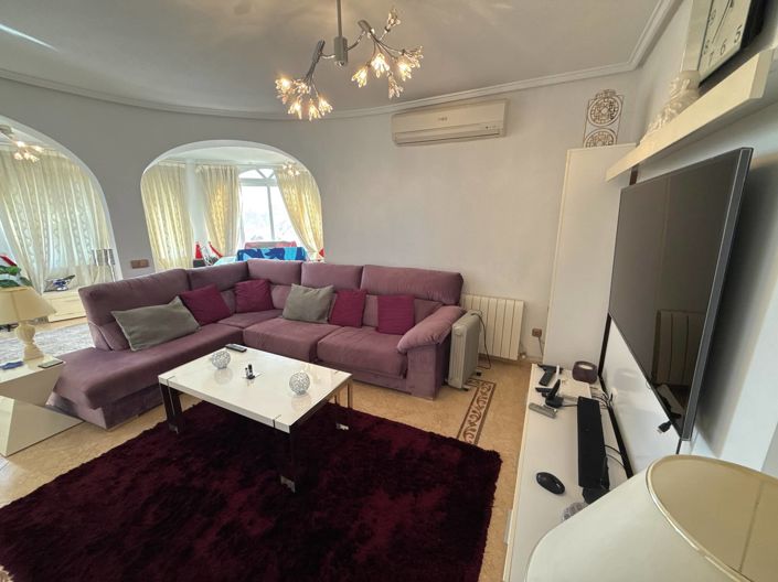 Image No.9-3 Bed Villa for sale