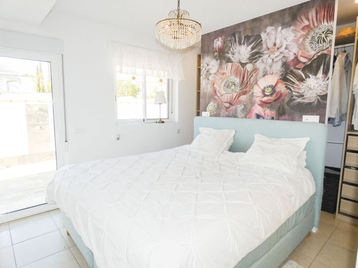 Image No.10-5 Bed Villa for sale