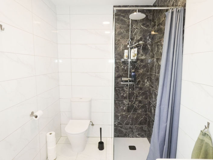 Image No.29-5 Bed Villa for sale