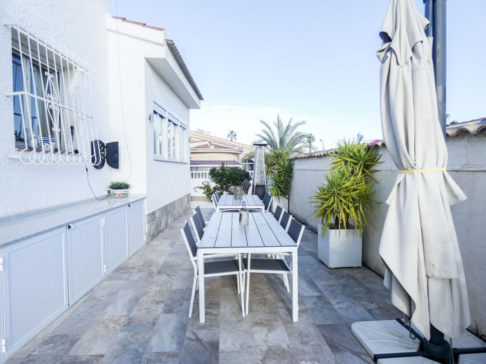 Image No.41-5 Bed Villa for sale