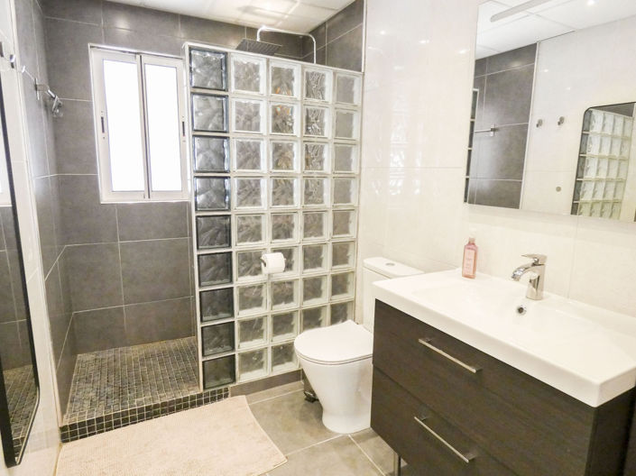 Image No.9-5 Bed Villa for sale