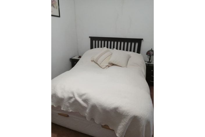 Image No.17-4 Bed Townhouse for sale