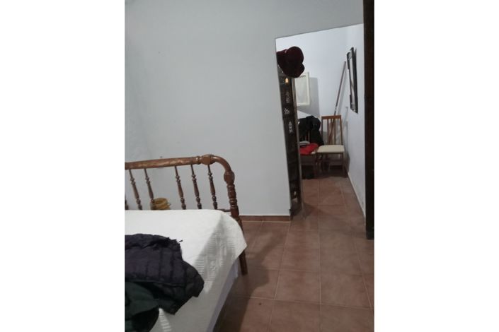 Image No.19-4 Bed Townhouse for sale