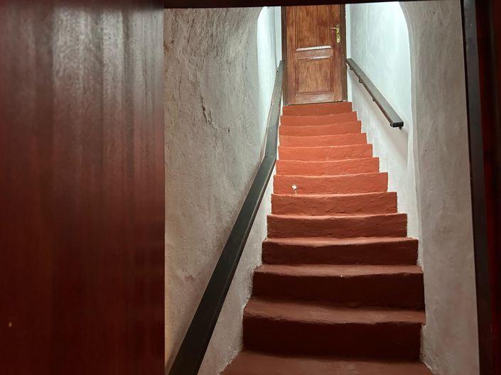 Image No.5-6 Bed Country House for sale