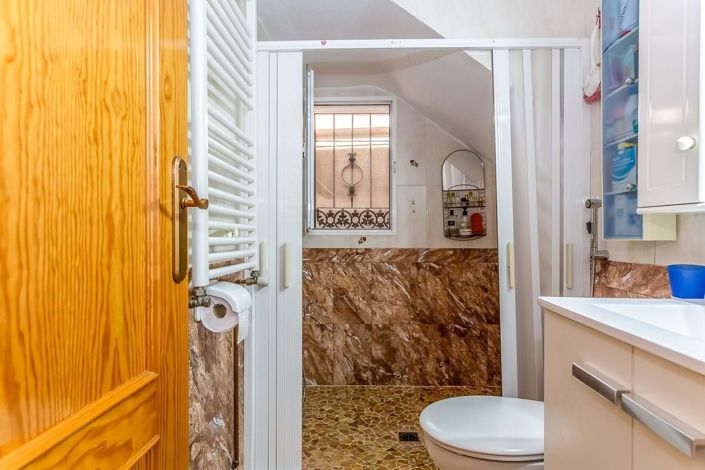 Image No.32-3 Bed Villa for sale