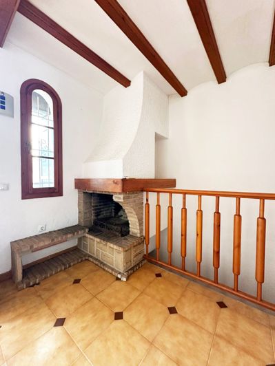 Image No.15-3 Bed Townhouse for sale