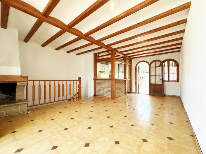 Image No.28-3 Bed Townhouse for sale