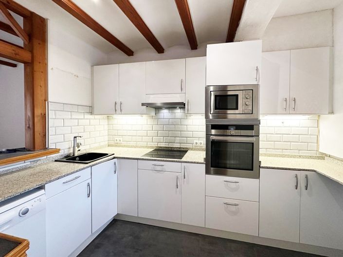 Image No.8-3 Bed Townhouse for sale