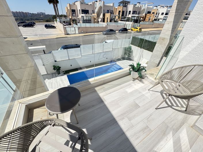 Image No.16-4 Bed Villa for sale