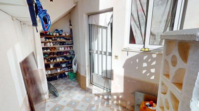 66805oasislosalcazarestopfloorrenovatedapartm