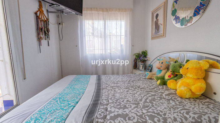 Image No.15-3 Bed Townhouse for sale