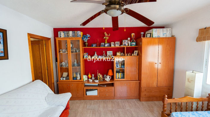 Image No.19-3 Bed Townhouse for sale