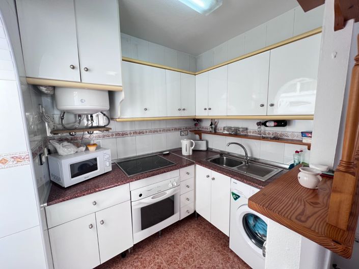 Image No.11-3 Bed Townhouse for sale