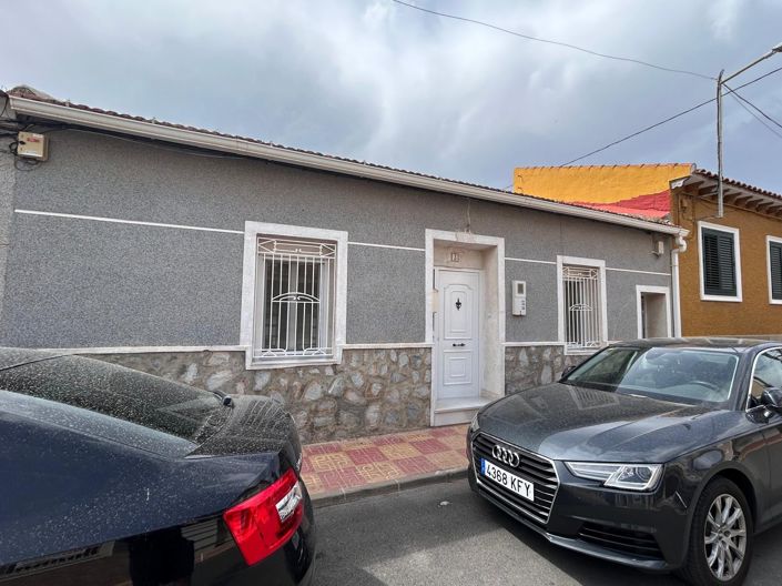 Image No.1-2 Bed Townhouse for sale