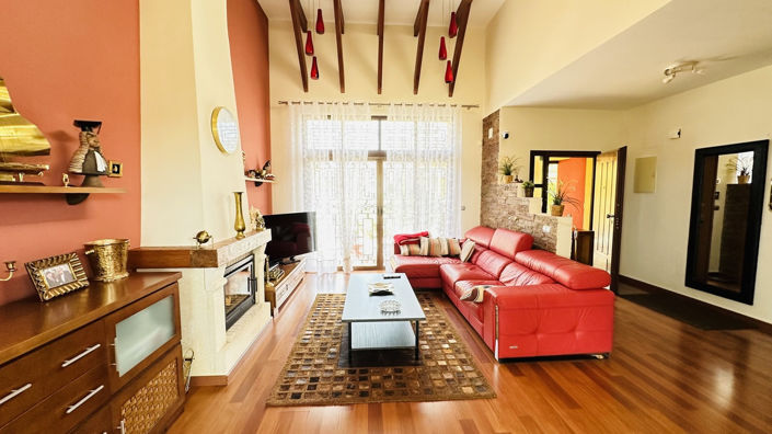 Image No.5-4 Bed Villa for sale